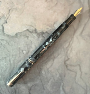 Swan self-filler. Medium Flex
