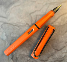 Load image into Gallery viewer, Lamy Safari 2021 Limited Edition Terra Red Fountain Pen 2021