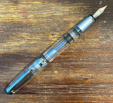 Load image into Gallery viewer, Twsbi Mini - italic 1.1 - Piston-fill