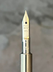 Pilot Namiki Vanishing Point - Blue w Rhodrum Trim