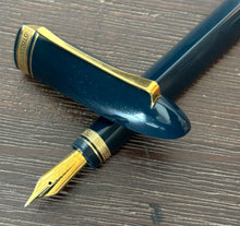 Load image into Gallery viewer, Omas 360 Fountain Pen - Mezzo, Venetian Blue
