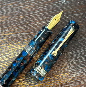 Leonardo Momento Magico Fountain Pen - Pietra Salata - Gold Trim