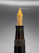 Load image into Gallery viewer, Parker Challenger c1941 Button-filler /Black Celluloid, Canada