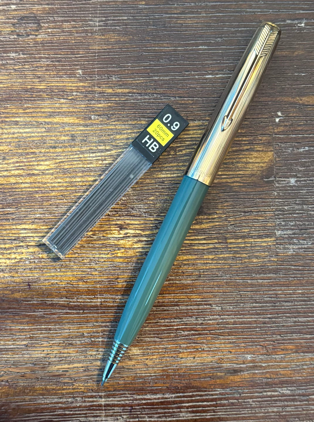 Parker 51, Pencil Dove Grey, G/f cap 0.9mm Lead