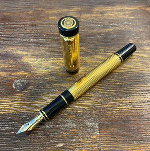 Parker Duofold "Gold Collection" International