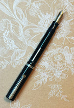 Load image into Gallery viewer, Sheaffer's Junior Flat-Top Black