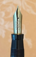 Load image into Gallery viewer, Sheaffer's Junior Flat-Top Black