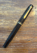 Load image into Gallery viewer, Pelikan M200 Old Style, Black