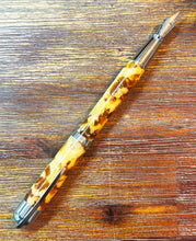 Load image into Gallery viewer, Visconti Pericle 2001 Fountain Pen