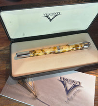 Load image into Gallery viewer, Visconti Pericle 2001 Fountain Pen