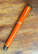 Load image into Gallery viewer, Parker Duofold Senior ”Big Red” Fountain pen and Pencil