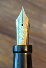 Load image into Gallery viewer, Parker Duofold Senior ”Big Red” Fountain pen and Pencil