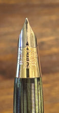 Load image into Gallery viewer, Sheaffer Triumph Lifetime, Green straighted Fountain Pen &amp; Pencil Tuckaway Set
