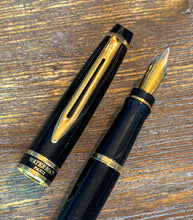 Load image into Gallery viewer, Waterman Expert II Fountain Pen, Black