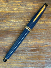 Load image into Gallery viewer, Cross Solo, Blue Classic Ebony Fountain Pen