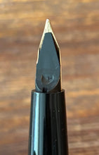 Load image into Gallery viewer, Waterman Master Fountain Pen and Ballpoint set