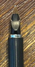 Load image into Gallery viewer, Aurora Hastil fountain pen, Gold-plated, vermeil