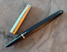 Load image into Gallery viewer, Parker 51 Vacumatic Navy Blue, Fountain Pen