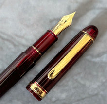 Load image into Gallery viewer, Platinum #3776 Century Fountain Pen - Bourgogne/Gold