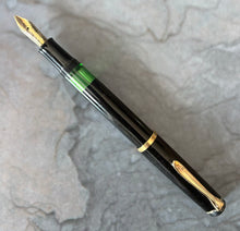 Load image into Gallery viewer, Pelikan Black M250