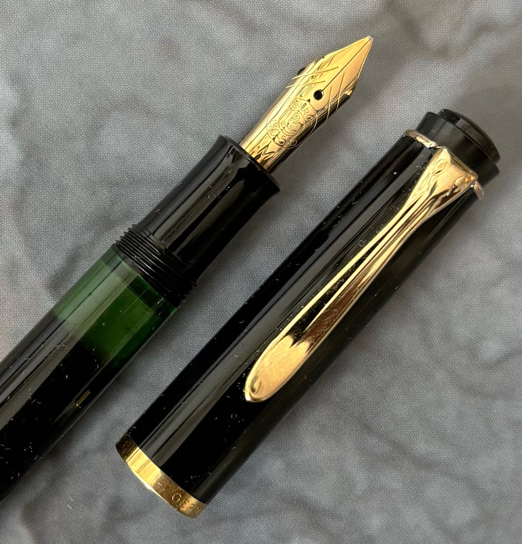Pelikan Black M250