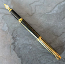 Load image into Gallery viewer, Elysee Parthenon Classic Black Lacquer &amp; Gold Fountain Pen - c. 1992