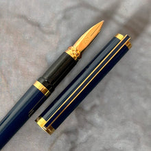 Load image into Gallery viewer, S. T. Dupont Classique &quot;Lafayette&quot; Fountain Pen (1980s) - Blue Chinese Lacquer