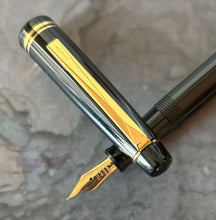 Load image into Gallery viewer, Pilot 78G Fountain Pen