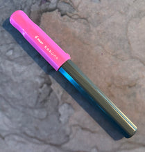 Load image into Gallery viewer, Pilot designed the Kakuno Pink