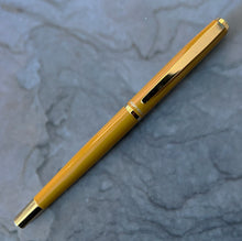 Load image into Gallery viewer, Montreux, Mustard colour fountain pen