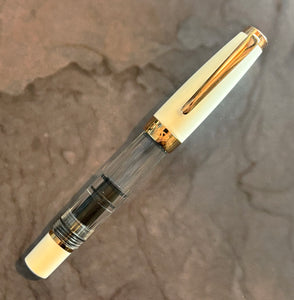 TWSBI Mini White-Piston fill