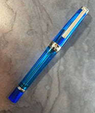 Load image into Gallery viewer, TWSBI Vac 700 Sapphire