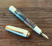 Load image into Gallery viewer, TWSBI Mini White-Piston fill