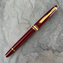 Load image into Gallery viewer, Montblanc Meisterstück Classique GT 163 Rollerball -Bordeaux