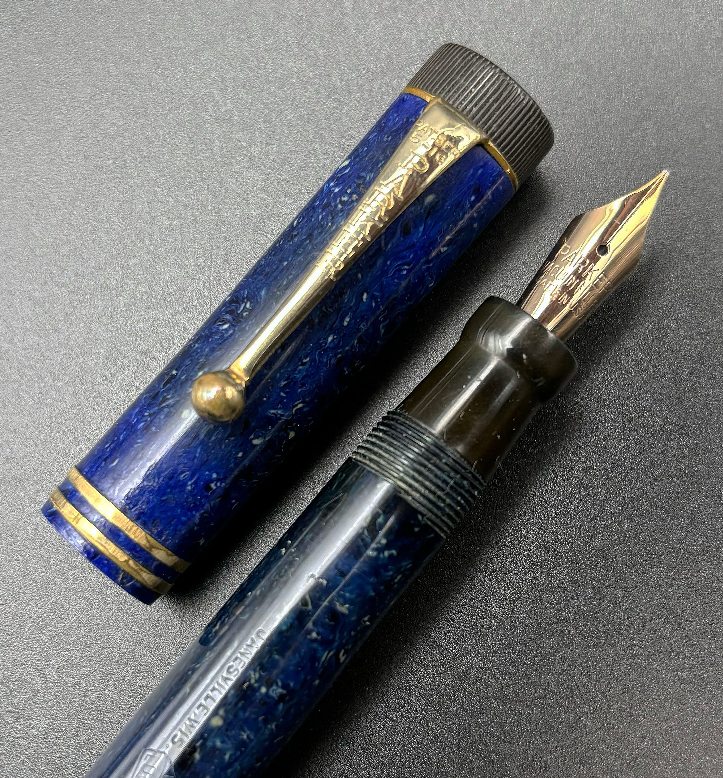 PARKER Duofold Lapis-Blue MP 芯径0.7mm PARKER Duofold Lapis-Blue MP 芯径0.7mm