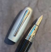 Load image into Gallery viewer, Delta Trend Y2K, Carbon fibre, Fountain Pen -