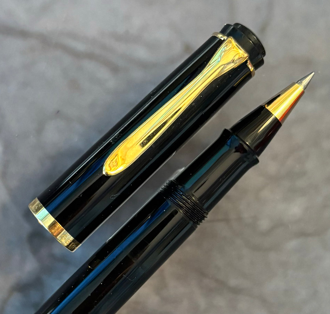 Pelikan Souveran R400 Black Rollerball