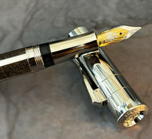 Load image into Gallery viewer, Graf von Faber-Castell Pen of the Year 2007