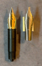 Load image into Gallery viewer, 18k Gold nib