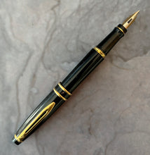 Load image into Gallery viewer, Waterman Expert I Fountain Pen, Black