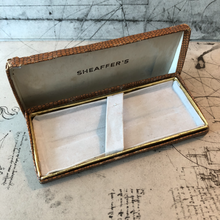 Load image into Gallery viewer, Vintage Sheaffer box