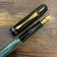 Pelikan 100N Grey Marbled Production: 1938-1951