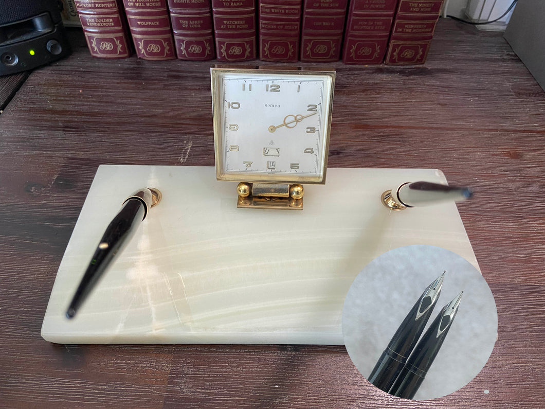 Sheaffer Desk Set, Onyx # 10004M, Swiss Clock