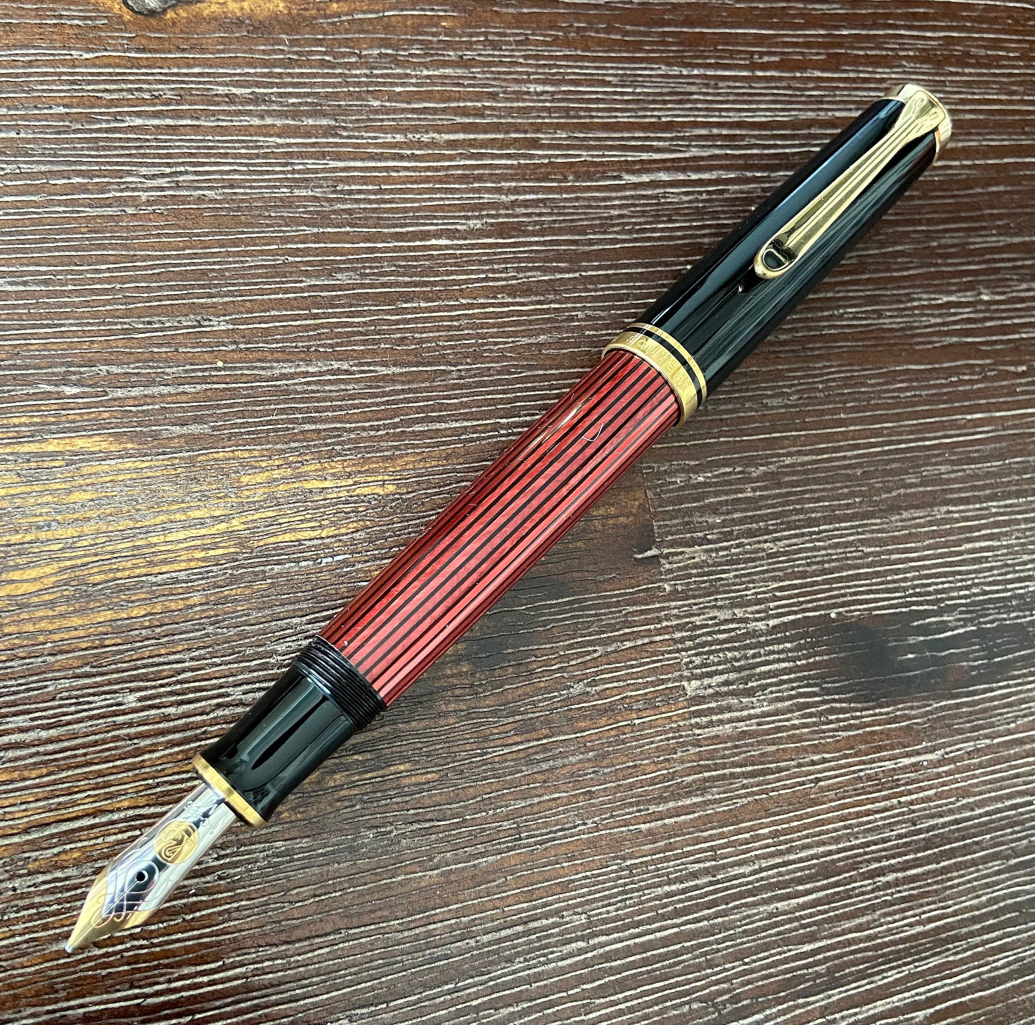 Pelikan m600 red Clearance