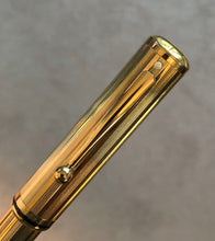 Load image into Gallery viewer, Sheaffer Grand Connaisseur , Gold-plated