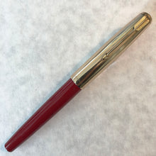Load image into Gallery viewer, Parker 51 MKIV Aerometric Red barrel