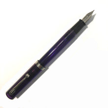Load image into Gallery viewer, Sheaffer NoNonsense, Violet Transparent