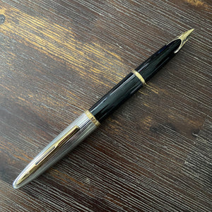 Waterman Carène, Black lacquer with silver -plated cap