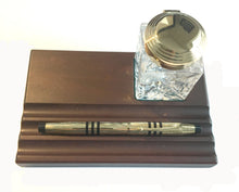 Load image into Gallery viewer, Cross 150 Anniversary, Limited Edition, Gold Fountain Pen