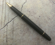 Montblanc 163 black barrel & section , Classic Meisterstuck Rollerball